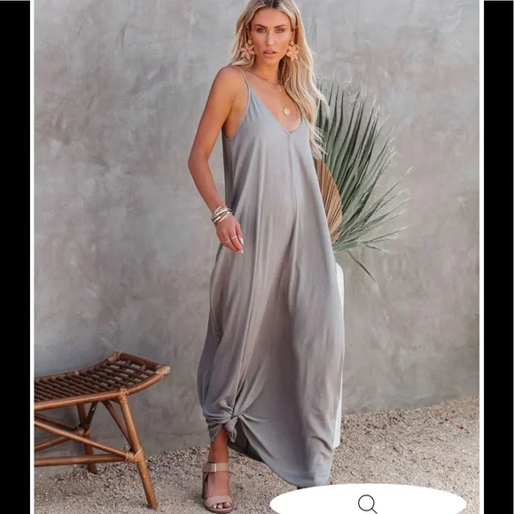 Vici Olivian Pocketed Maxi Dress (M/L) - Picture 1 of 6
